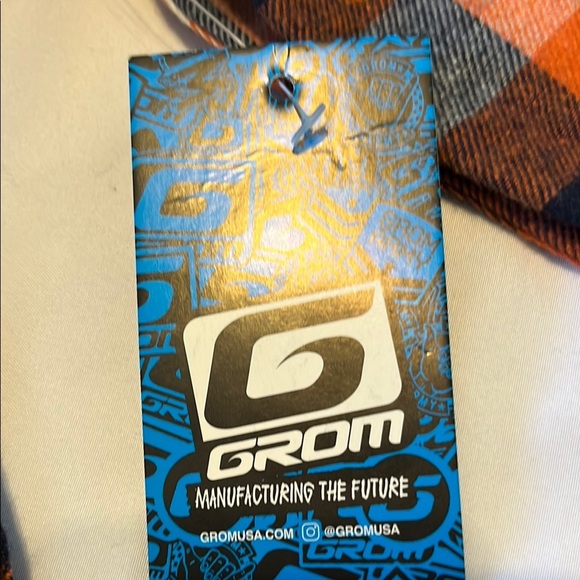 Casual Blue and Orange Button Down Shirt - Picture 11 of 13